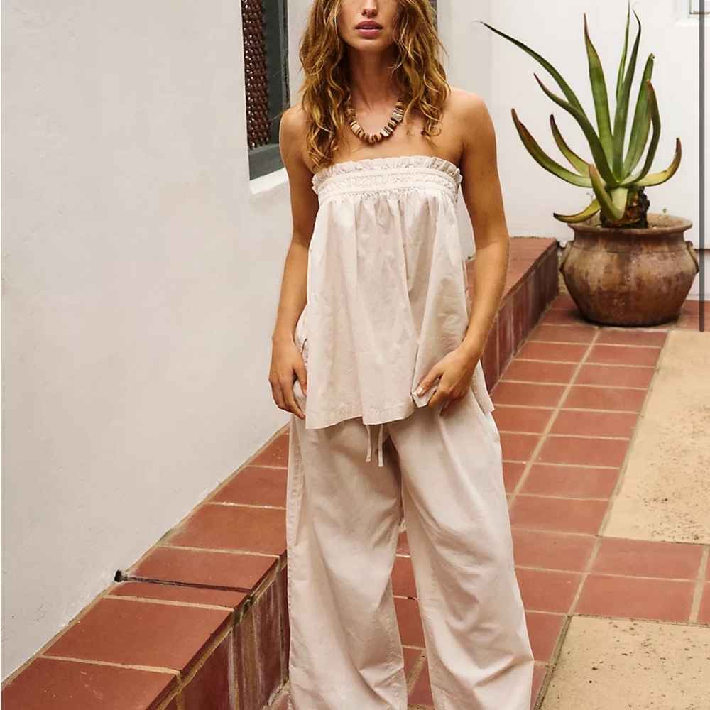 NWT! Corfu Cream Strapless Set